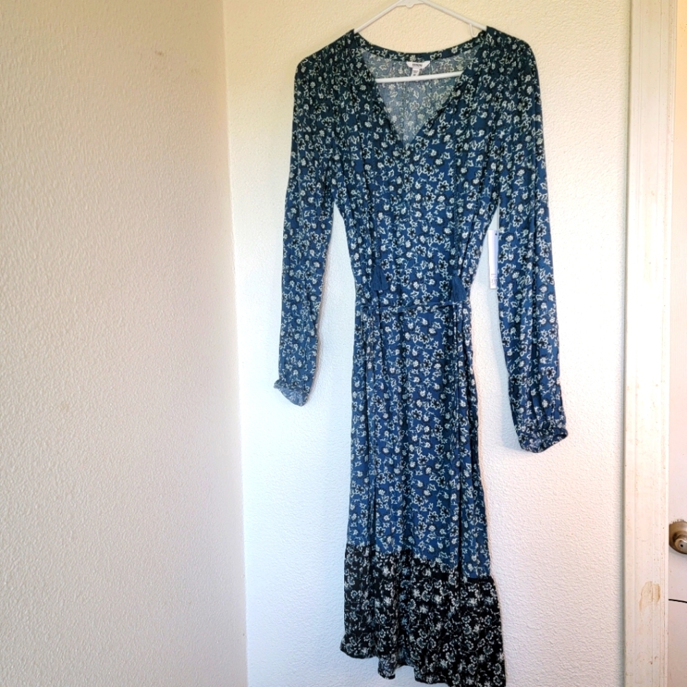 Calf length dress by Sonoma